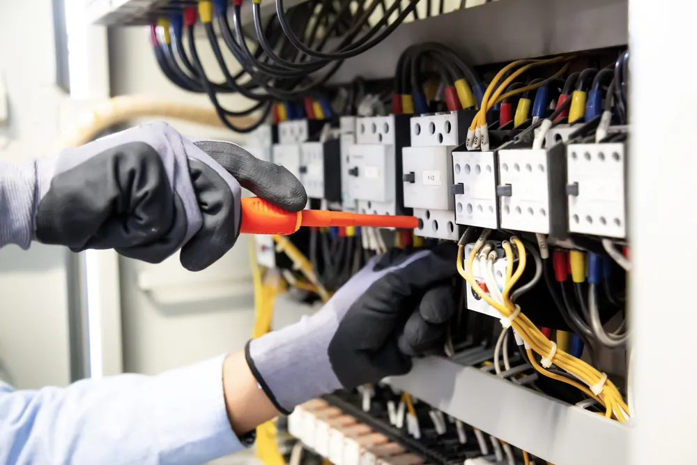 expert-electrician-in-north-london